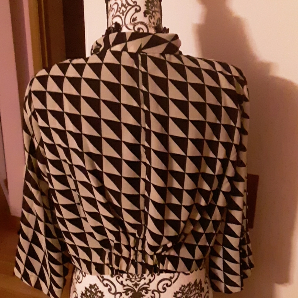 Zenobia Blazer - Picture 3 of 4